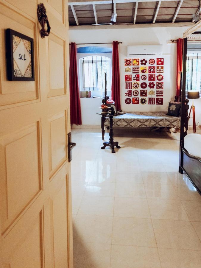Casa Do Leao A 150 Year Old Portuguese Home Nerul  Exterior photo